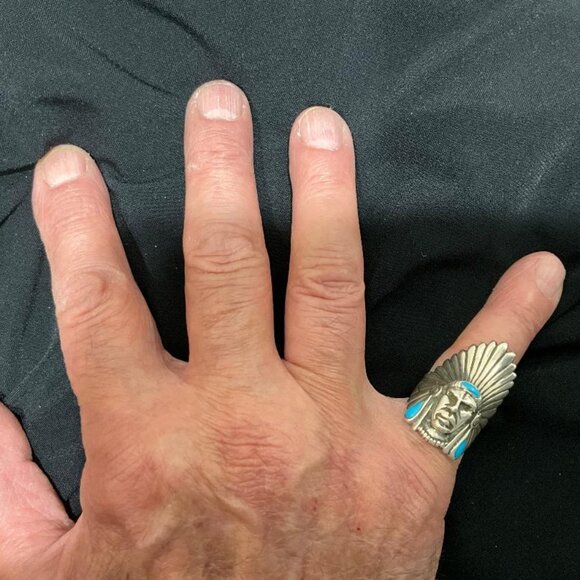 Sterlng Silver and Turquoise Indian Chief headress Ring Size 8 - Picture 4 of 4